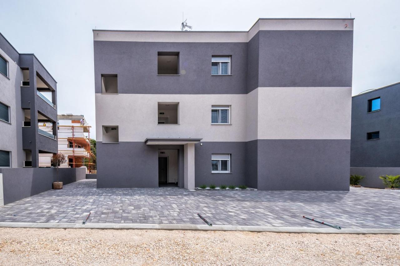 Apartments By The Sea Vir - 18881 Exterior foto